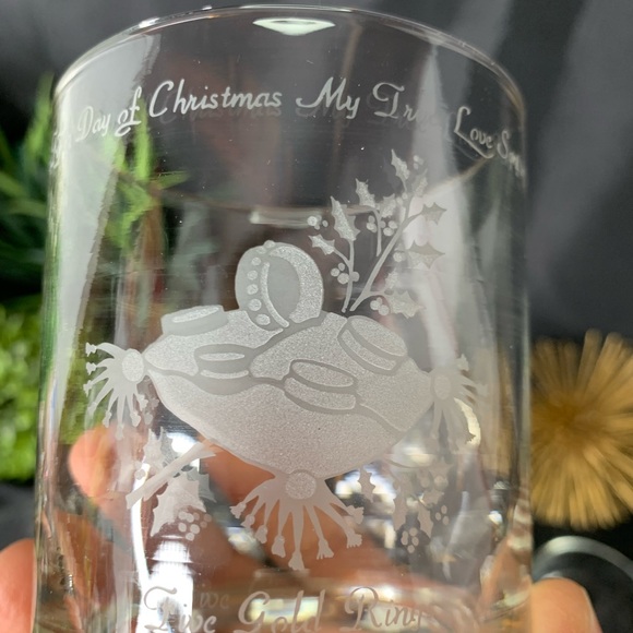 Set of 6 vintage HTF Garrick “12 days of Christmas” etched glasses (days 1-6) - Picture 15 of 16